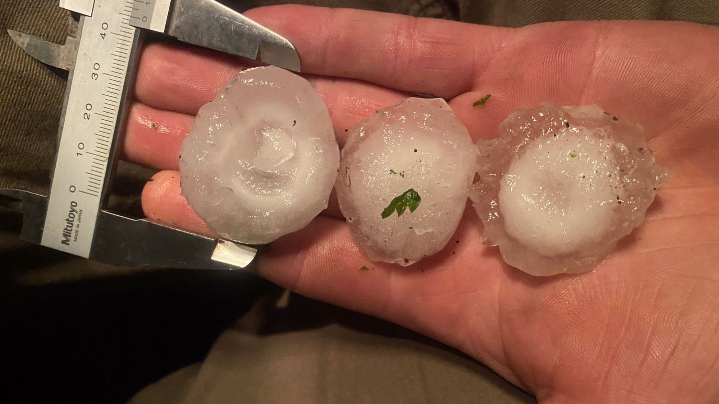 Unwetter: Unwetter bringen teils massenweise Hagel nach Mittelhessen