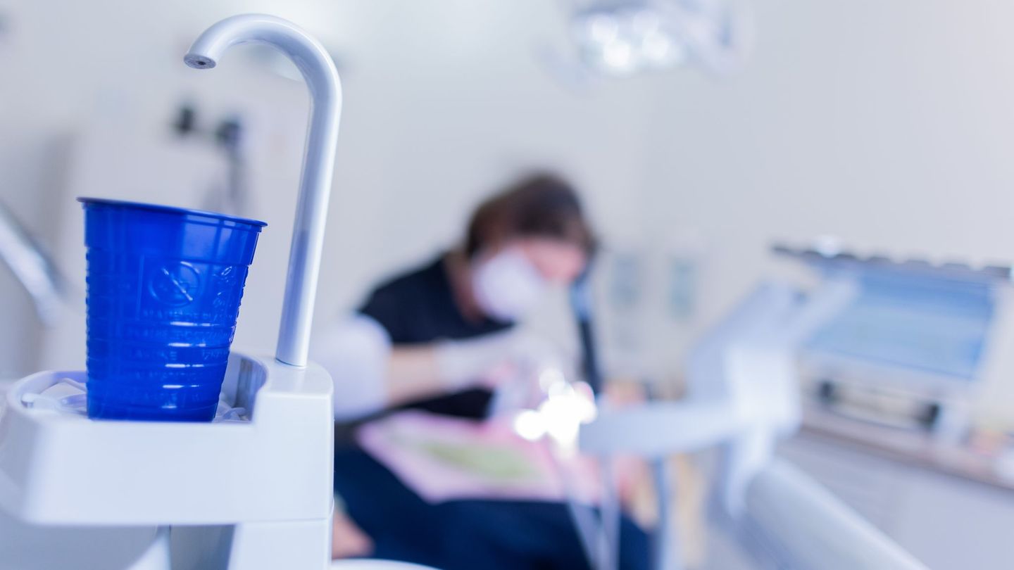 Landzahnärzte: Acht künftige Landzahnärzte starten Studium in Sachsen