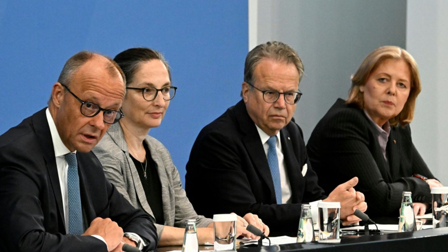 Merz zur Rente: Alle Elemente des Reformpakets müssen umgesetzt werden