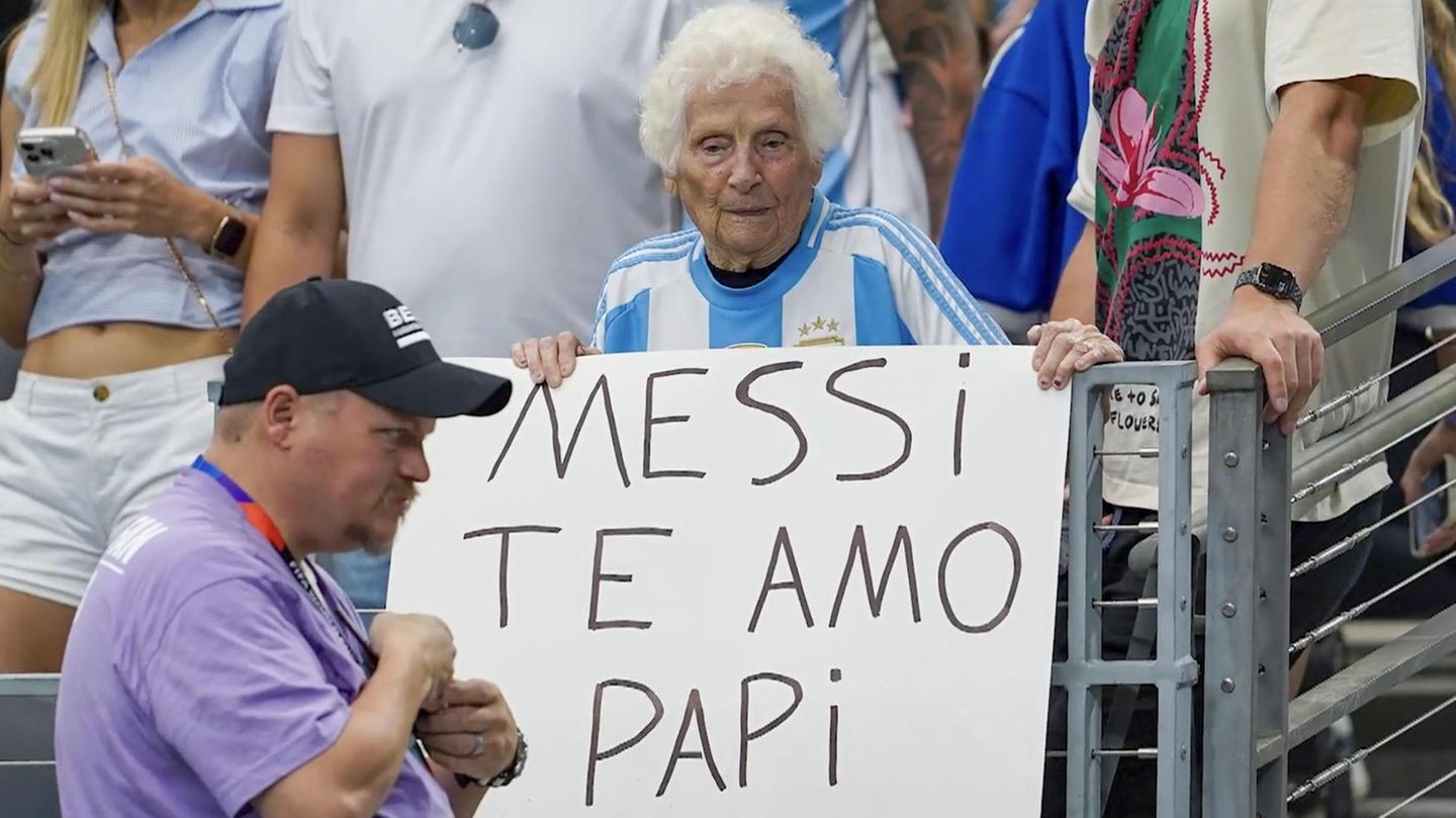 Messi-Fan: 100-jährige „Gangster Granny“ wird zum WM-Hit