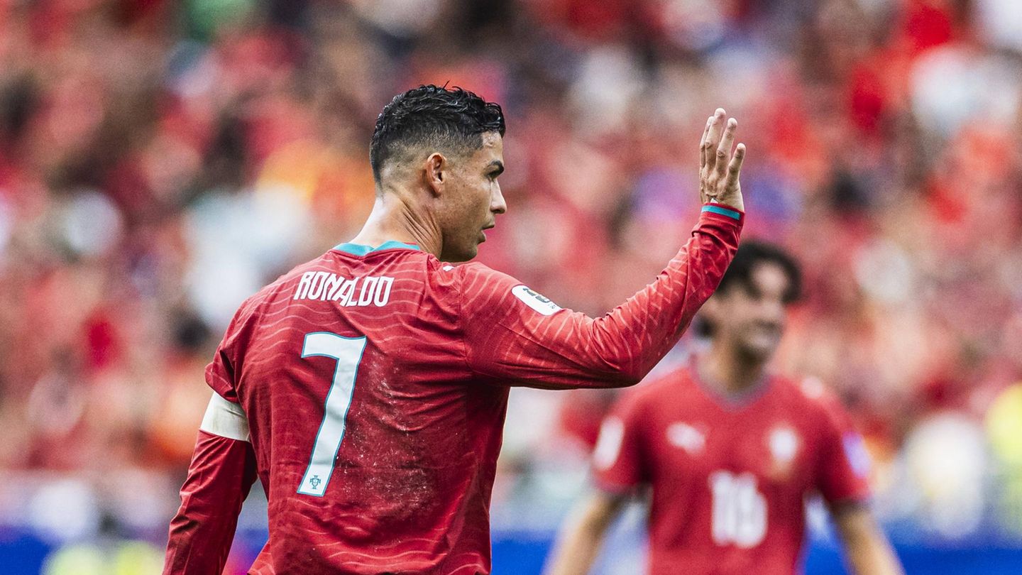 Strittige Szenen: Warum Messi und Ronaldo gar nicht auf dem Platz stehen dürften