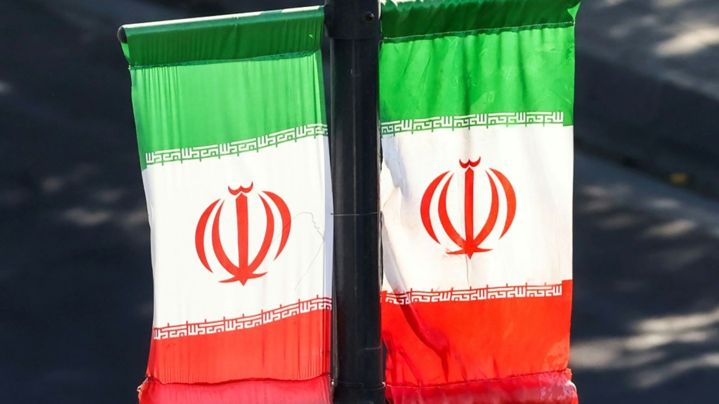 Irans Verhandlungsführer: USA haben mit Rahmenabkommen ihre „Niederlage“ erklärt