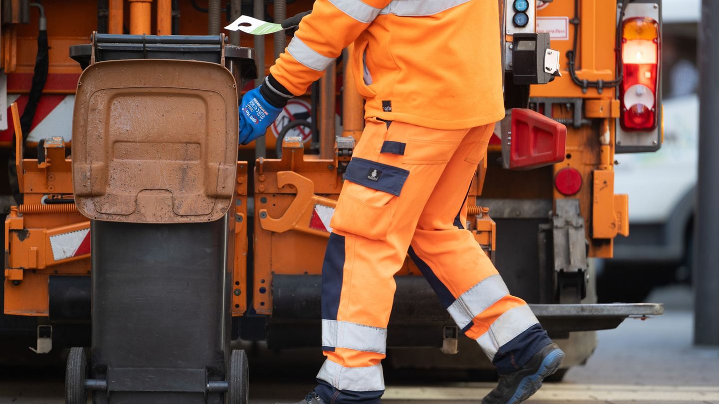 Kommunen: Wenn es morgens rumpelt - Müll wird bei Hitze früher geholt