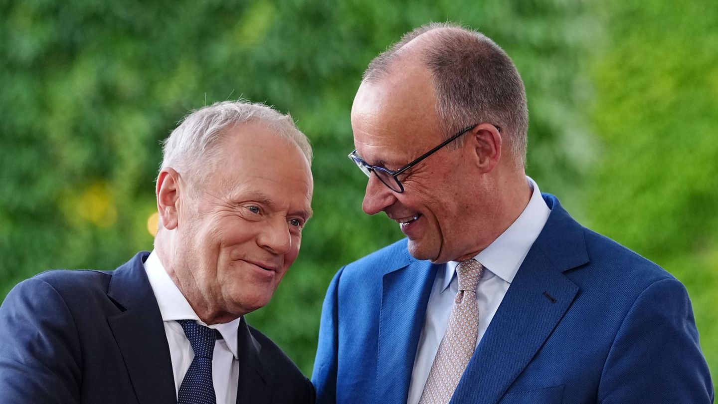 Kanzler reist nach Danzig: Wiederaufbaukonferenz: Tusk steht zu Hilfe für die Ukraine