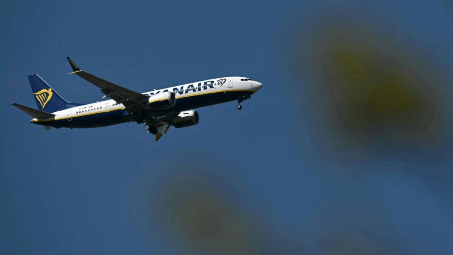 Ryanair streicht Gebühr für Familiensitzplatz - allerdings „widerwillig“