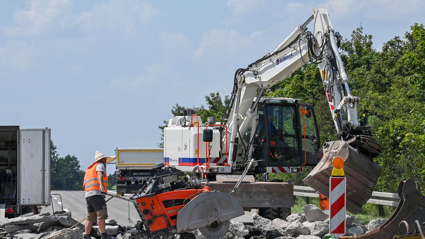 Wetter und Verkehr: Zwei Hitzeschäden auf der A2 - das müssen Fahrer wissen