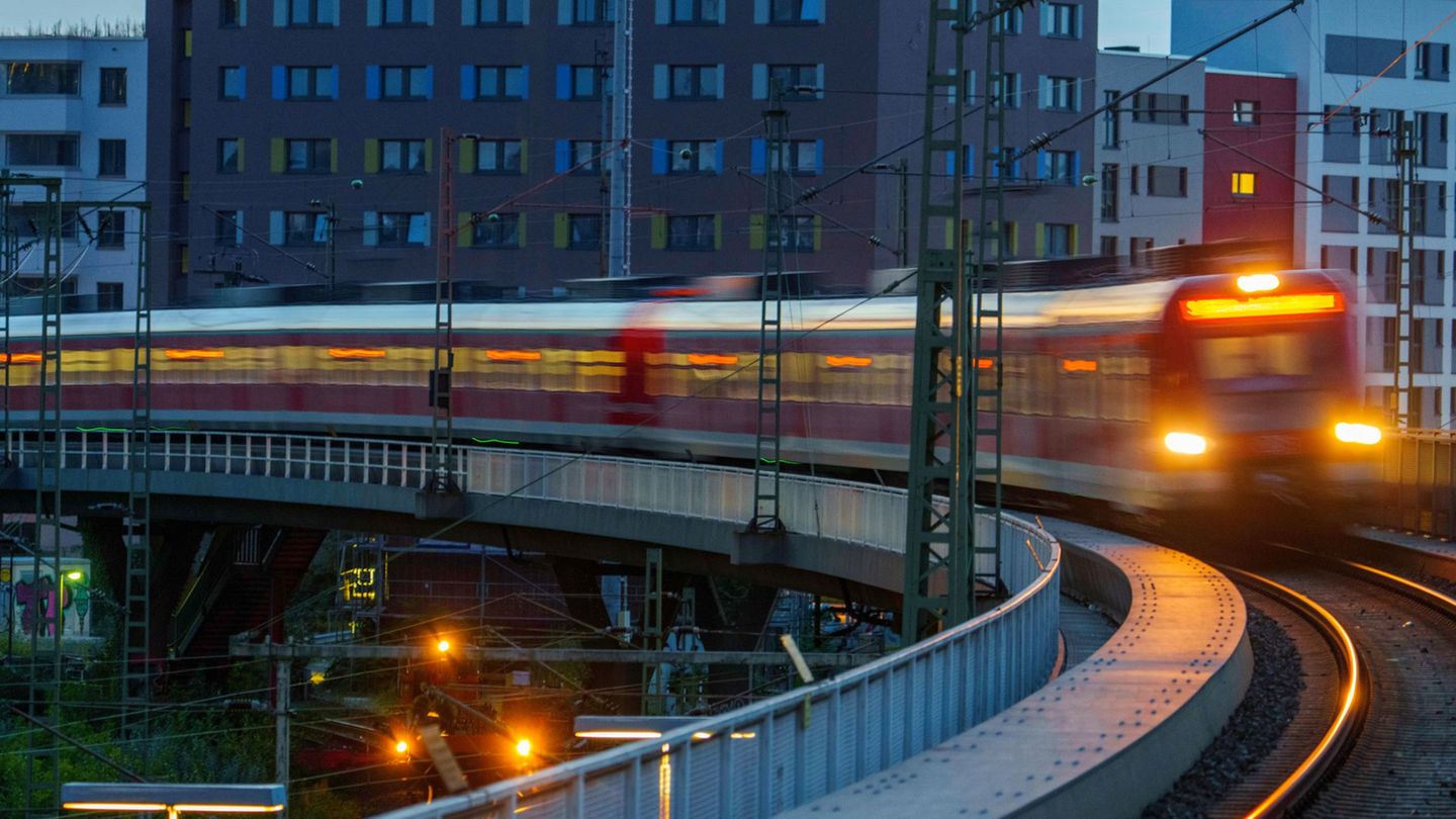 Bahnarbeiten: Sechs Linien betroffen: Einschränkungen im S-Bahn-Verkehr