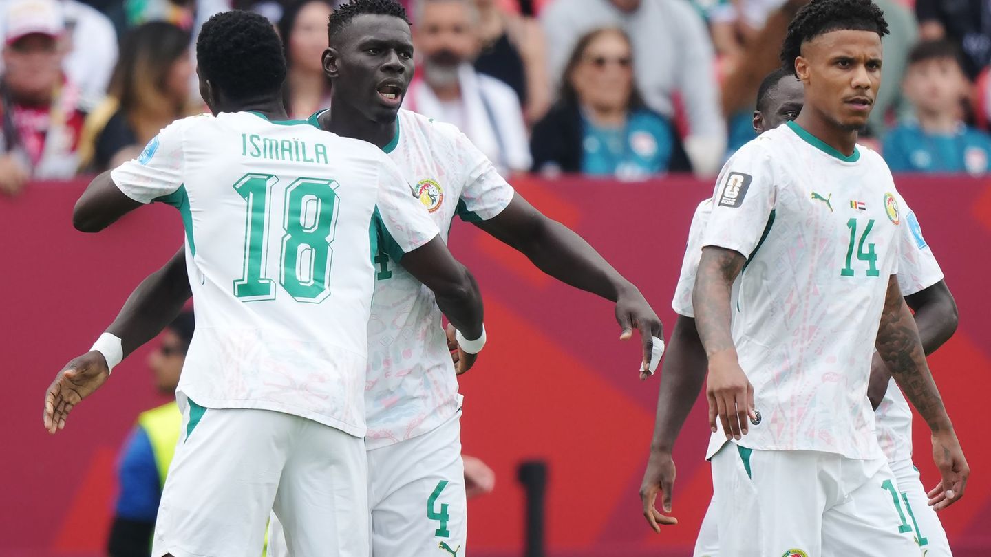 Fußball-WM: Sieg gegen Irak: Senegal wahrt Chance auf WM-Zwischenrunde