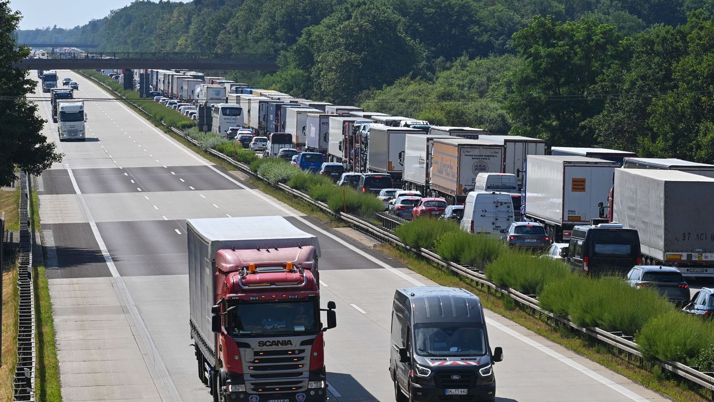 Verkehr: Sperrungen auf der A2: Warnung vor langen Wartezeiten