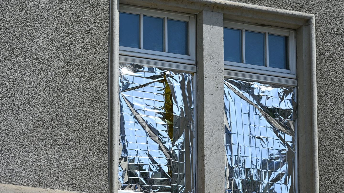 Wetter: Rettungsdecken gegen die Hitze: Sachsen schwitzt
