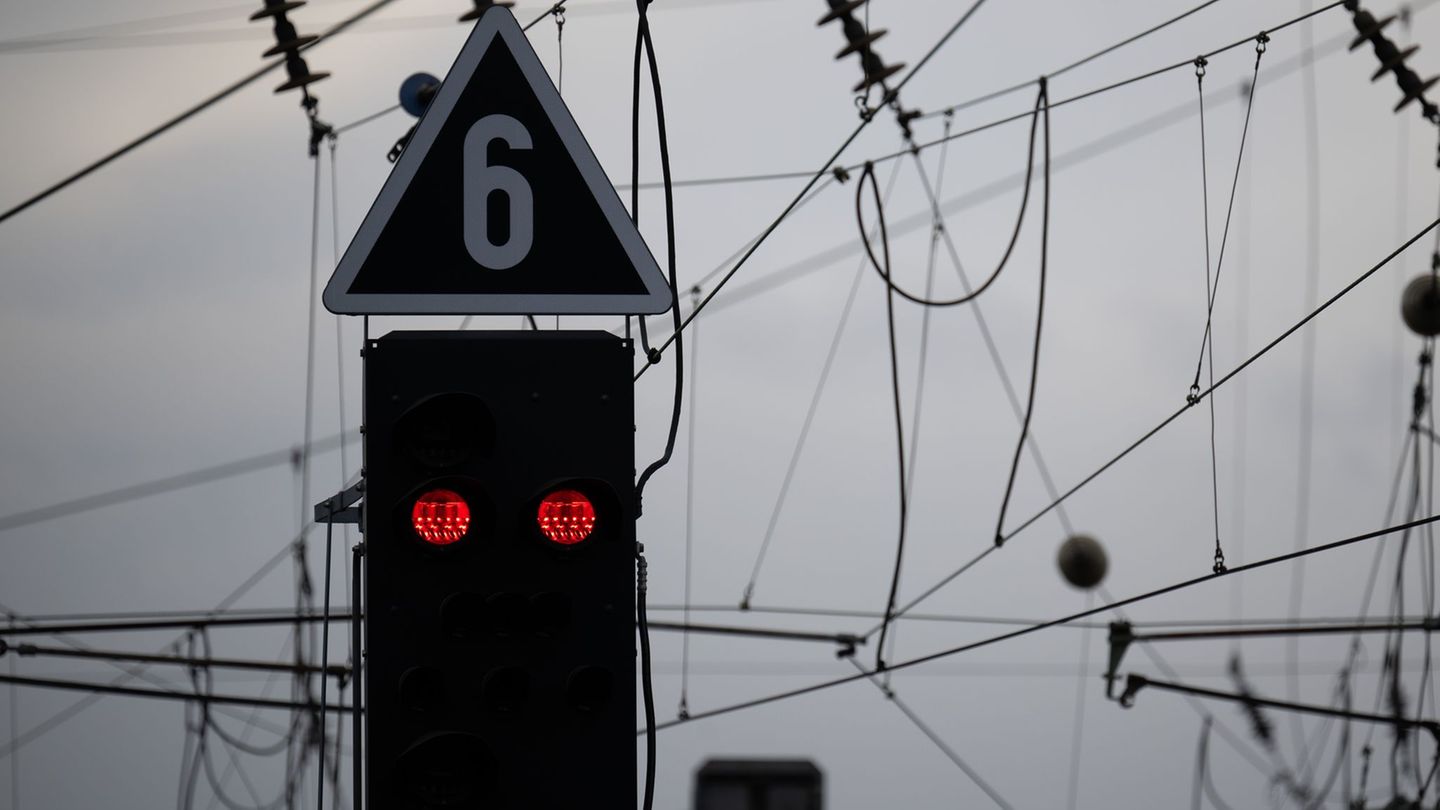 Hitze beeinflusst Bahnverkehr: Hitze bremst Regionalverkehr der Bahn in Rheinland-Pfalz aus