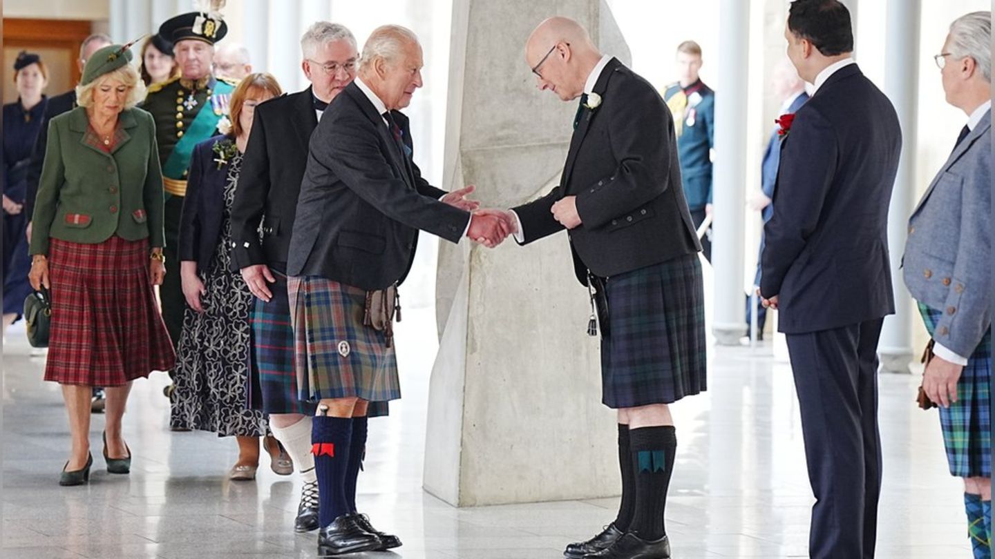 Im Kilt: König Charles eröffnet Schottlands Parlament