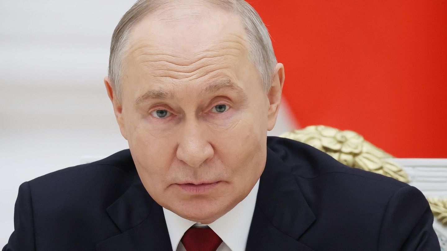 Ukraine-Krieg: Bericht: Russische Polizei sucht kritischen Ex-Soldaten