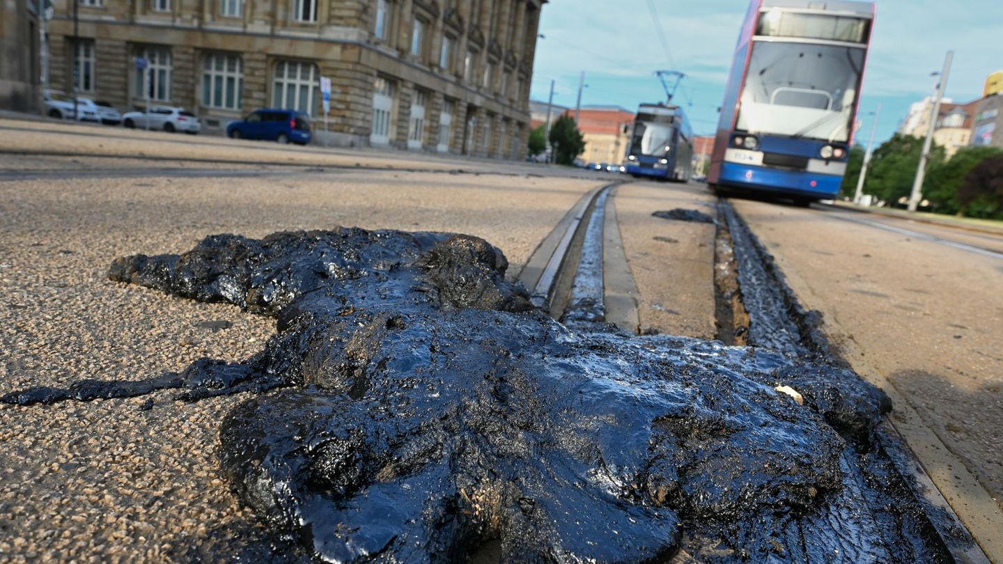 Fugenmasse flüssig: Hitzeschäden: Auch am Montag keine Straßenbahnen in Leipzig