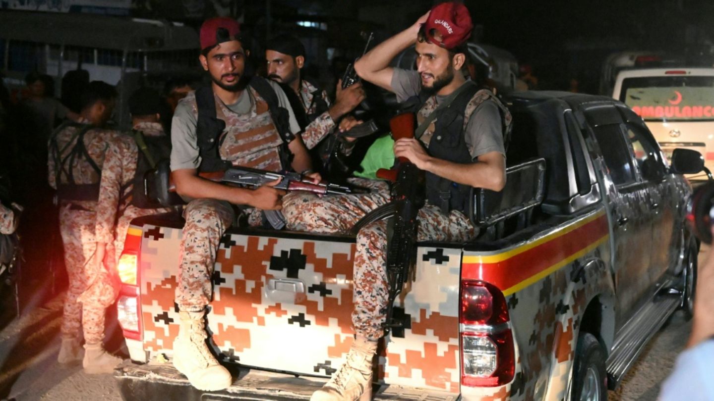 Islamabad: Pakistanische Armee greift Ziele im Osten Afghanistans an
