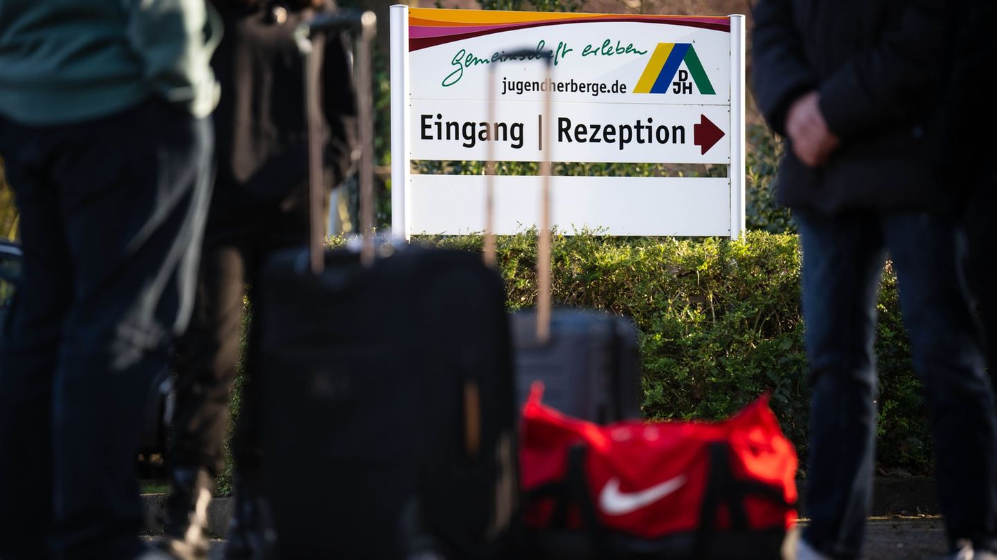 Höhepunkte der Schulzeit: Steigende Kosten und knappe Budgets bremsen Schulfahrten aus