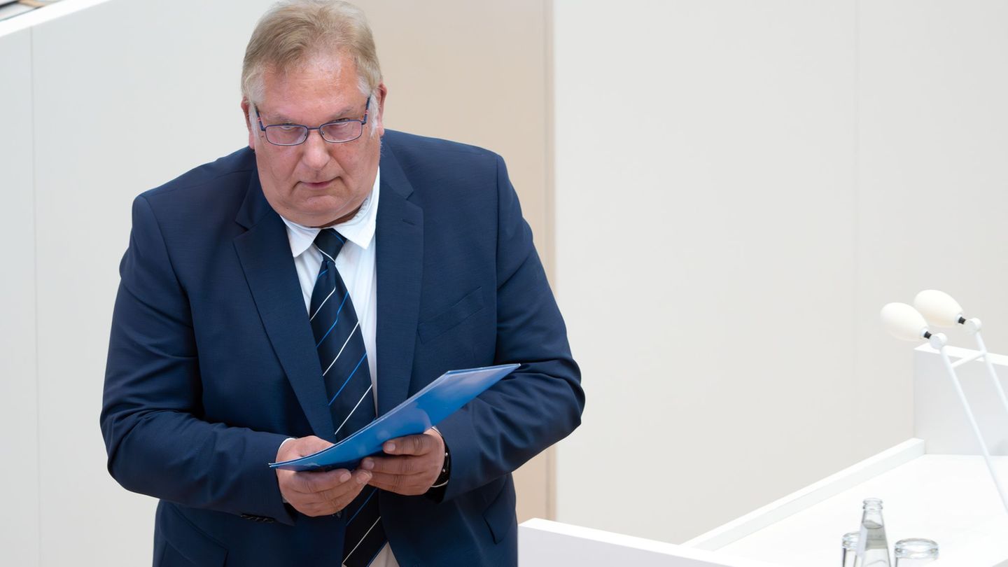 Kreistag: Prignitzer AfD-Kreisvorsitzender Adam zurückgetreten