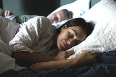 So viel Schlaf ist gesund – ab wann er ein Alarmzeichen ist