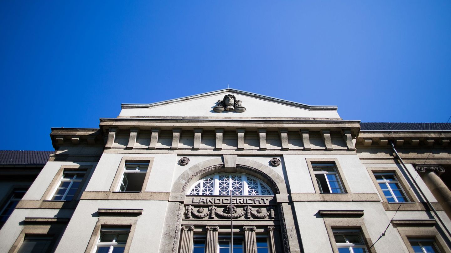 Betrugsprozess: Ankaufportal „Cleverbuy“: Haftstrafe wegen Betrugs