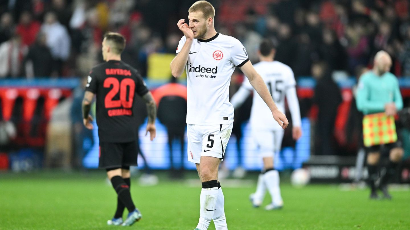 Eintracht frankfurt transfer: eintracht gibt smolcic fest an türkischen erstligisten ab 2026 01 pftjmqbhvcv5axs2048jpeg 61dc9a57023fd6d0 eintracht frankfurt hrvoje smolcic verlässt frankfurt endgültig und schließt sich dem türkischen erstliga-aufsteiger corum fk an. Am... Iustitia. Bg transfer: eintracht gibt smolcic fest an türkischen erstligisten ab 2026 2026-07-01 18:17:28 iustitia. Bg - gerechtigkeit eintracht frankfurt