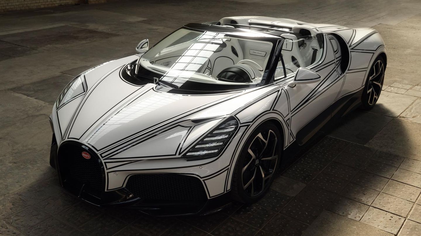 Bugatti bids farewell to the W16 engine with a unique porcelain piece