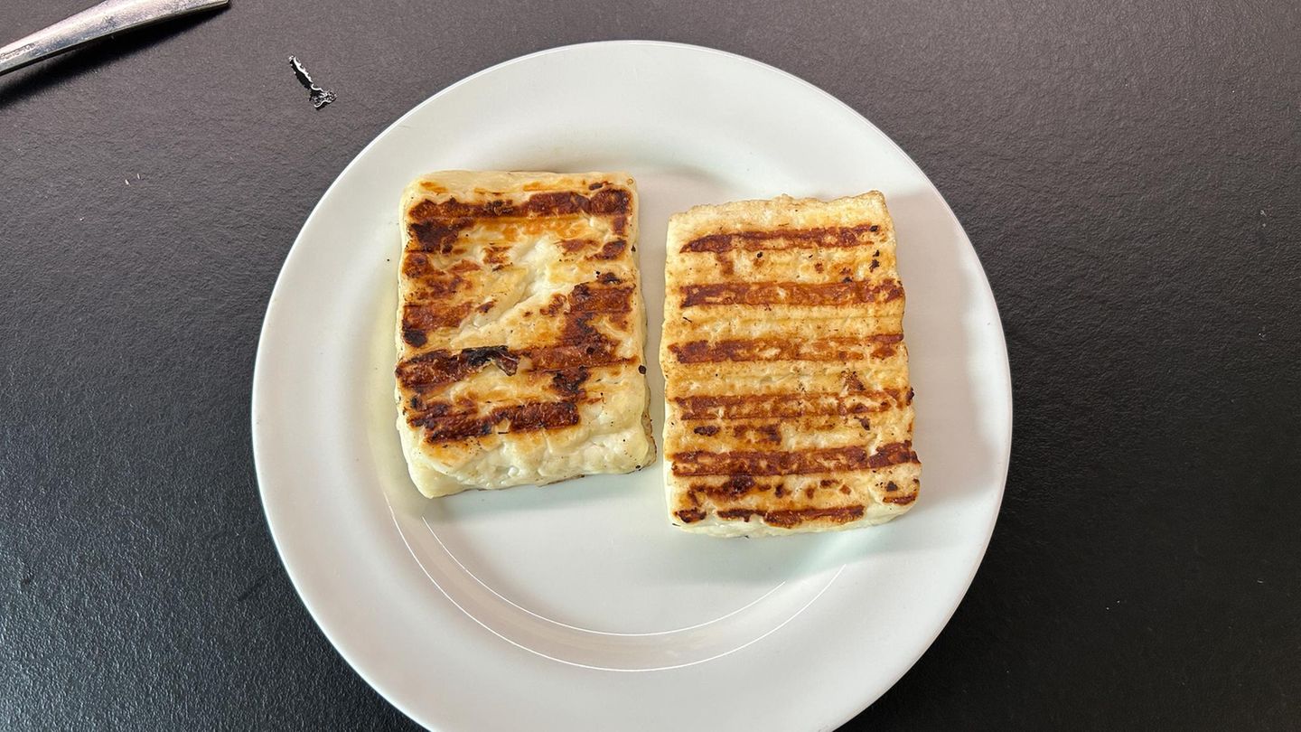 Für den Grillkäse eignet sich der WMF Lono Master dagegen ideal