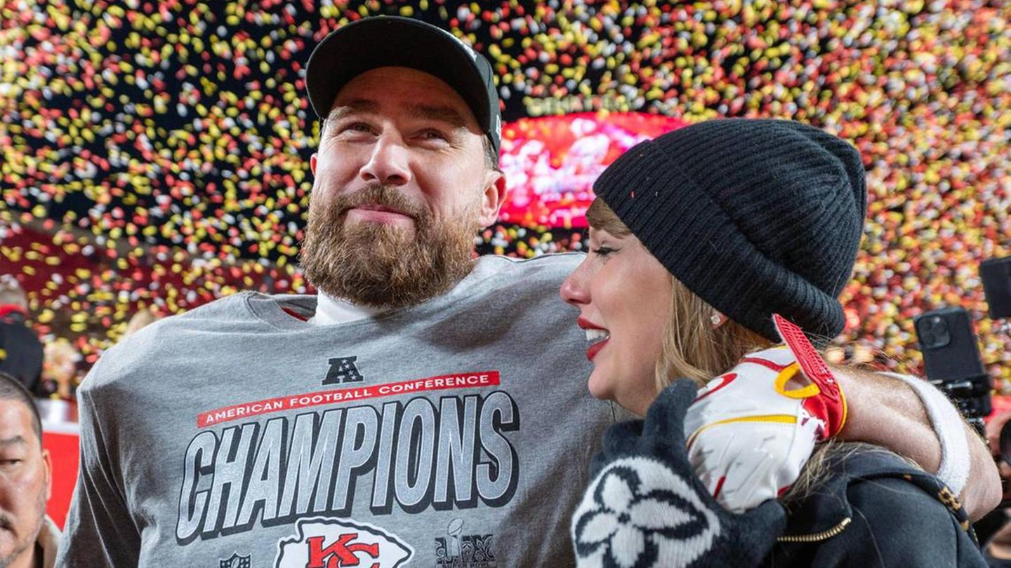 Hochzeitsfeier new york: hochzeitsfeier von taylor swift und travis kelce hat offenbar begonnen 2026 taylor swift travis kelce hochzeitsfeier details über die hochzeit von taylor swift und travis kelce werden gehütet wie ein staatsgeheimnis. Nun haben die... Iustitia. Bg new york: hochzeitsfeier von taylor swift und travis kelce hat offenbar begonnen 2026 2026-07-03 01:21:00 iustitia. Bg - gerechtigkeit hochzeitsfeier