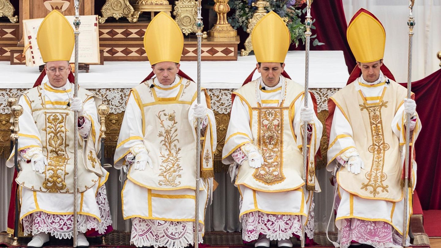 Kirchenstreit: „Der Papst zeigt sein wahres Gesicht“