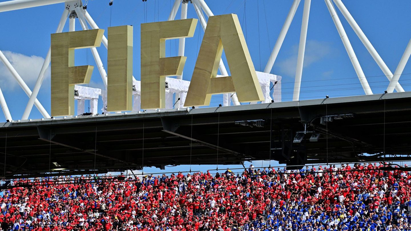 Fußball-WM: Fifa äußert sich ausführlich zu Balogun-Entscheidung