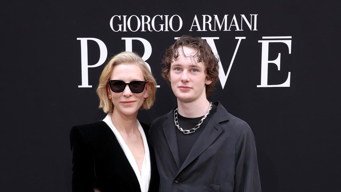 Leute von heute : Cate Blanchett besucht mit ihrem Sohn die Haute-Couture-Schauen