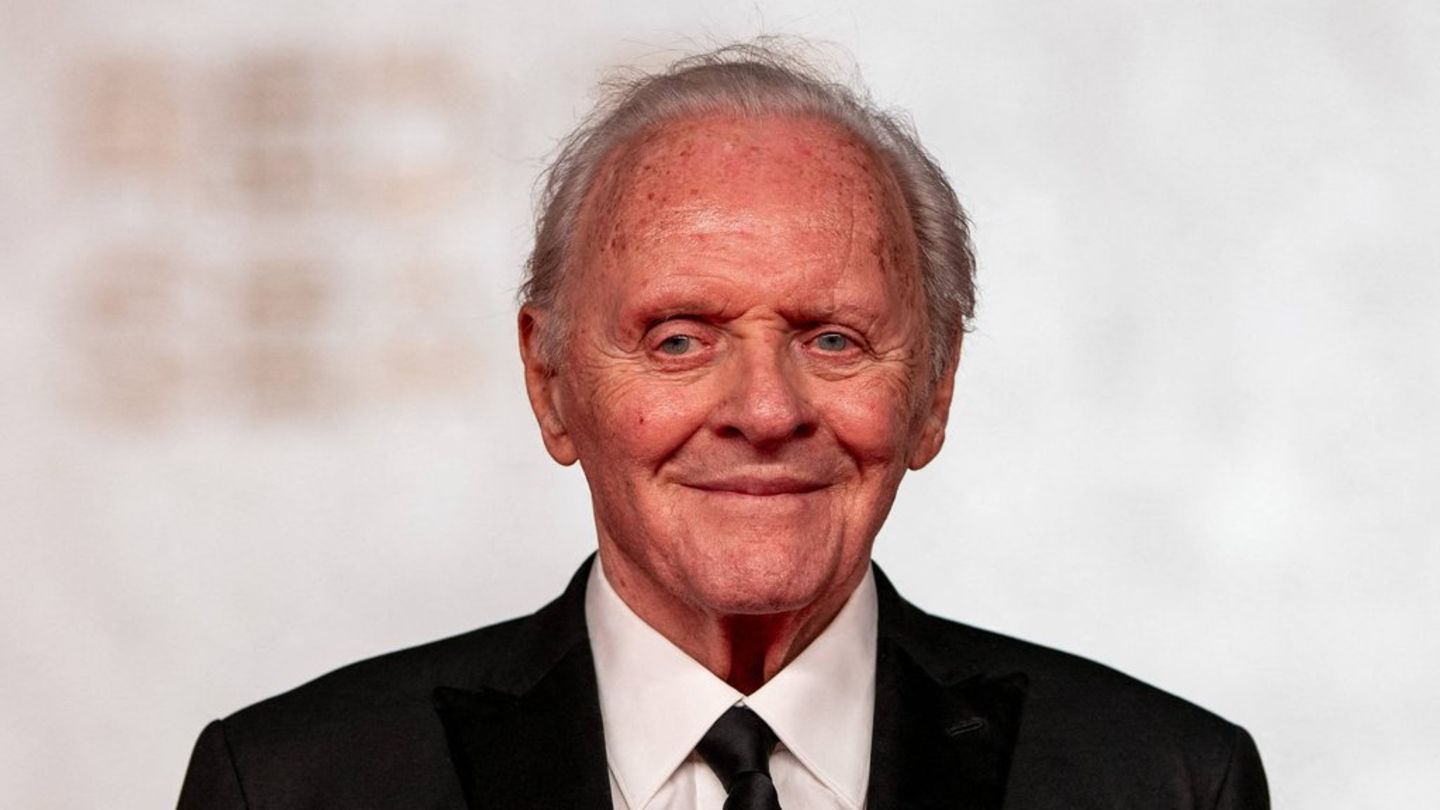 Anthony Hopkins: Oscarpreisträger veröffentlicht Klassikalbum