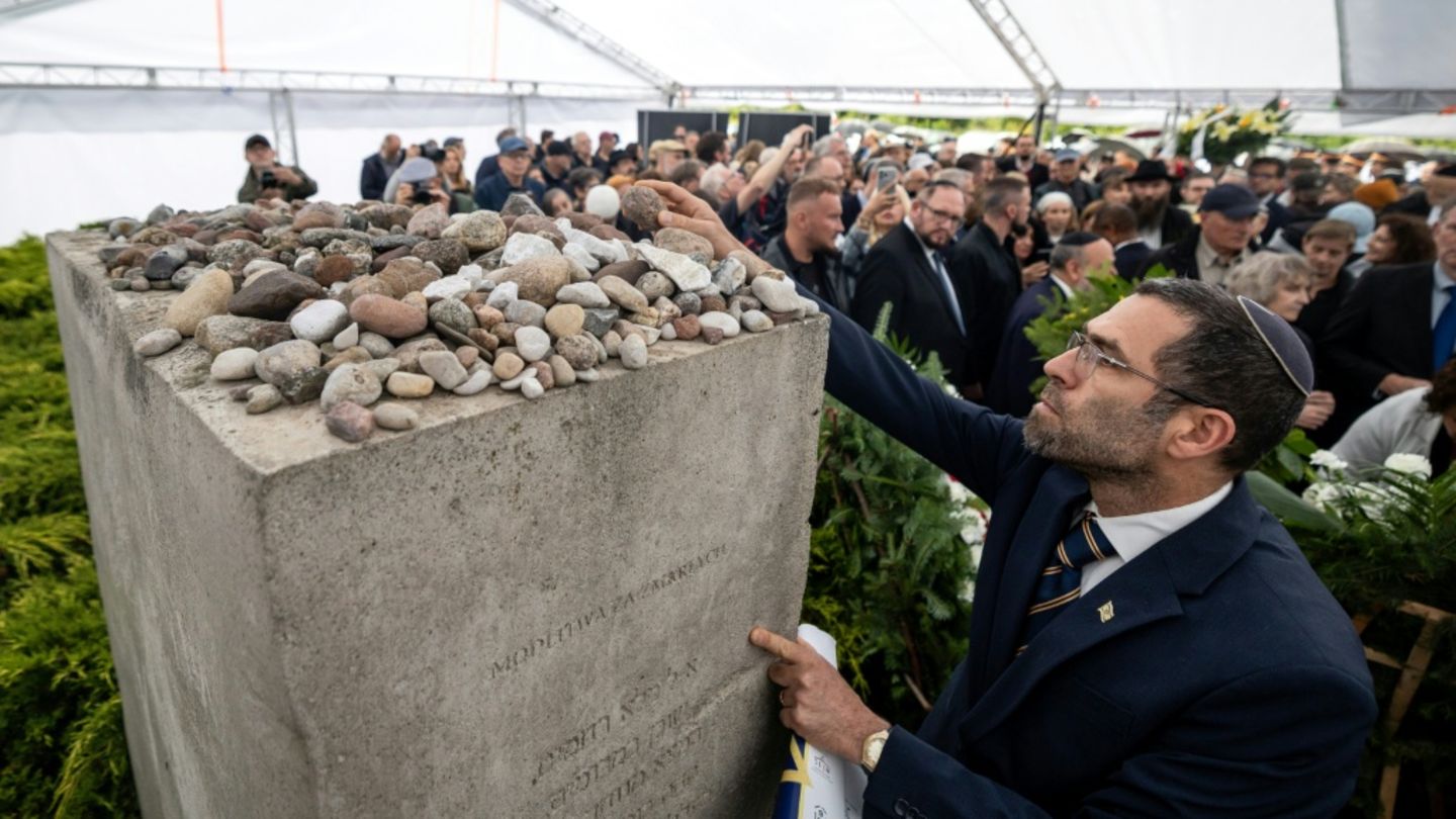 Gedenken in Polen an Massaker von Jedwabne von rechtsextremen Protesten überschattet