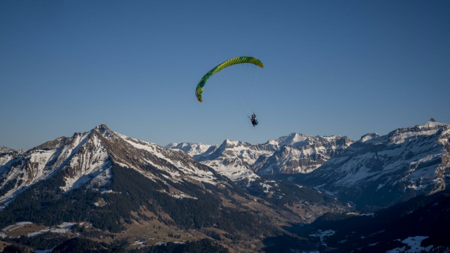 28-jährige Deutsche bei Gleitschirm-Flug in Österreich tödlich verunglückt