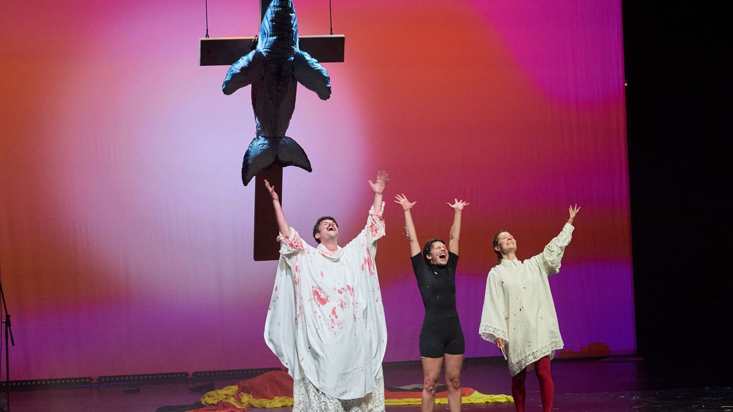 Ostseewal als Bühnenstück: Theater in Hamburg bringt Wal-Drama auf die Bühne