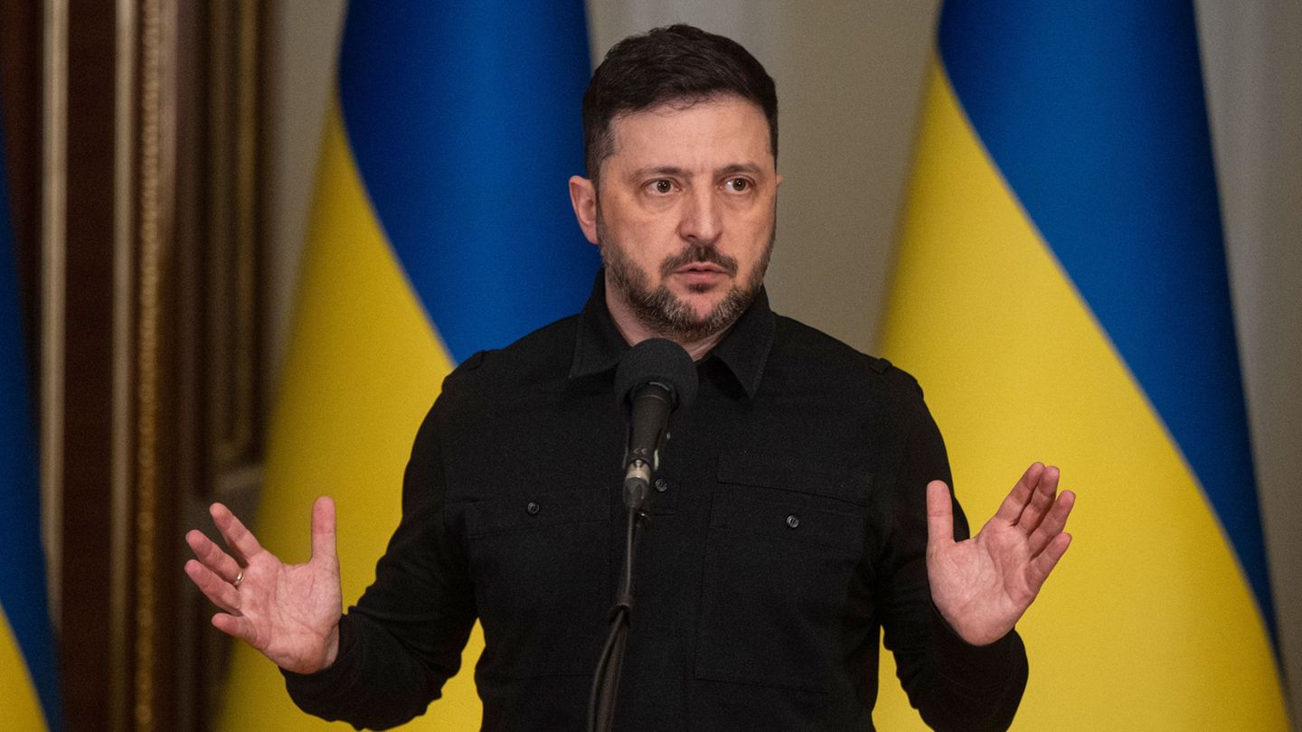 Ukraine: Selenskyj setzt Ministerpräsidentin ab und baut Regierung um