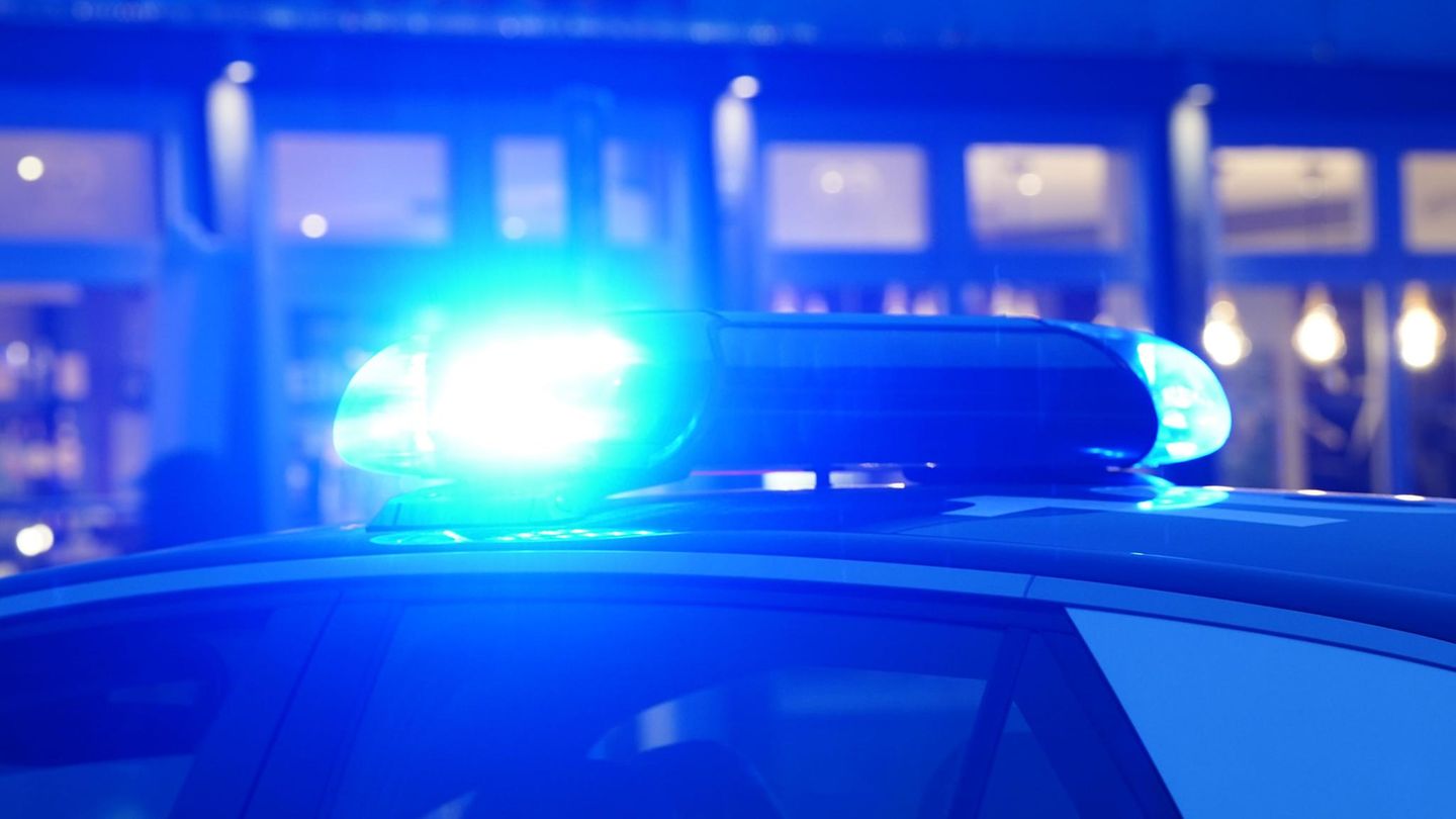 Hamburg: 15-year-old girl found dead - | Mother arrested