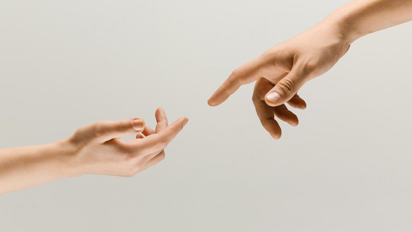 Taktile Therapie: Können Berührungen bald die Psyche heilen?