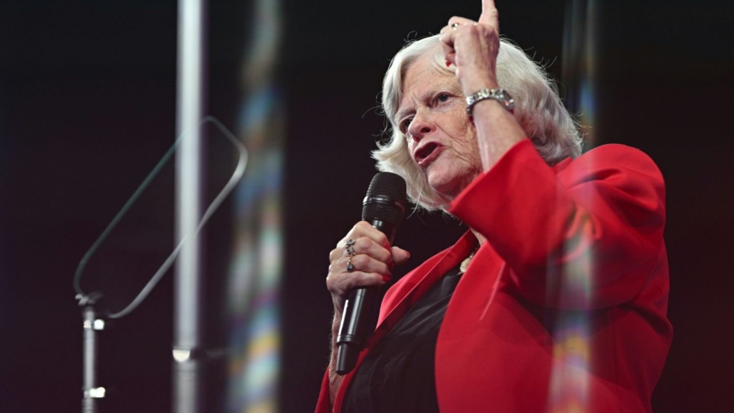 Getötete Ex-Ministerin Widdecombe: Brite unter Terrorverdacht festgenommen