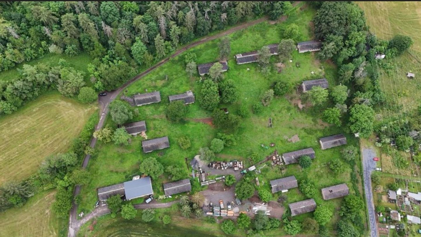 Village for sale: Bizarre offer in classifieds