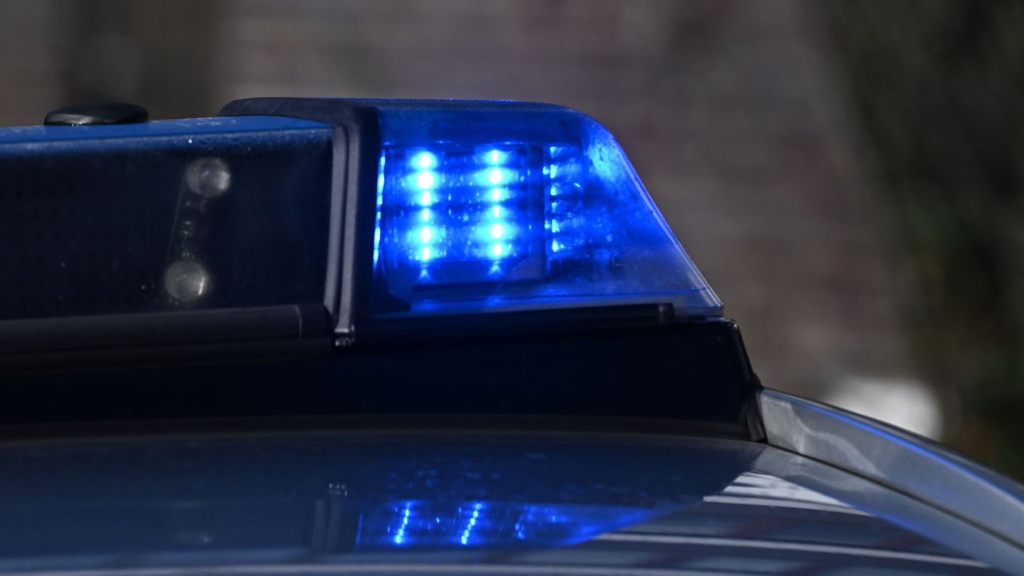 Bluttat: Ehefrau in Kelkheim getötet – Zeugen halten Mann fest