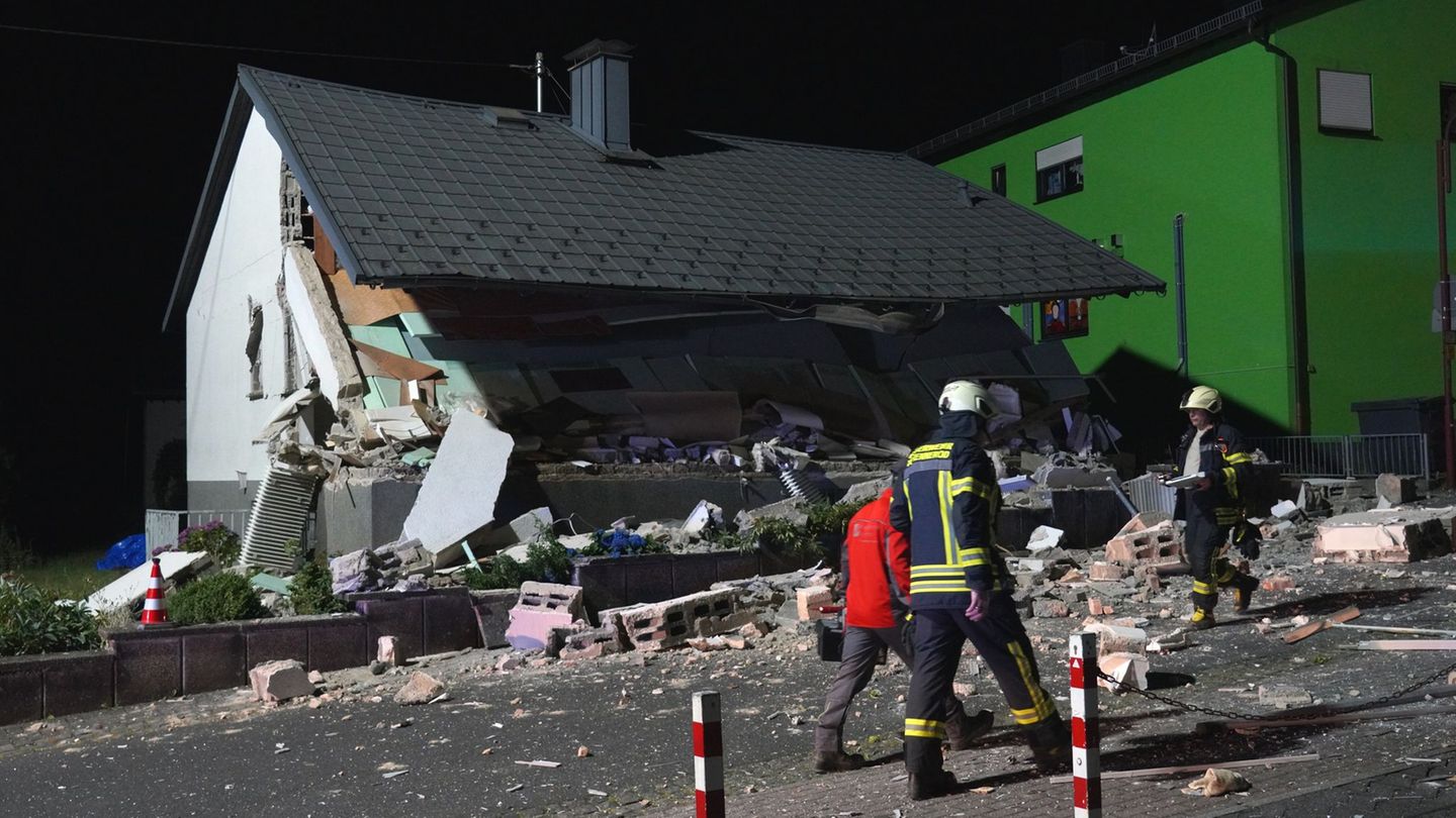 Rheinland-Pfalz: Haus im Westerwald explodiert – Bewohner schwer verletzt