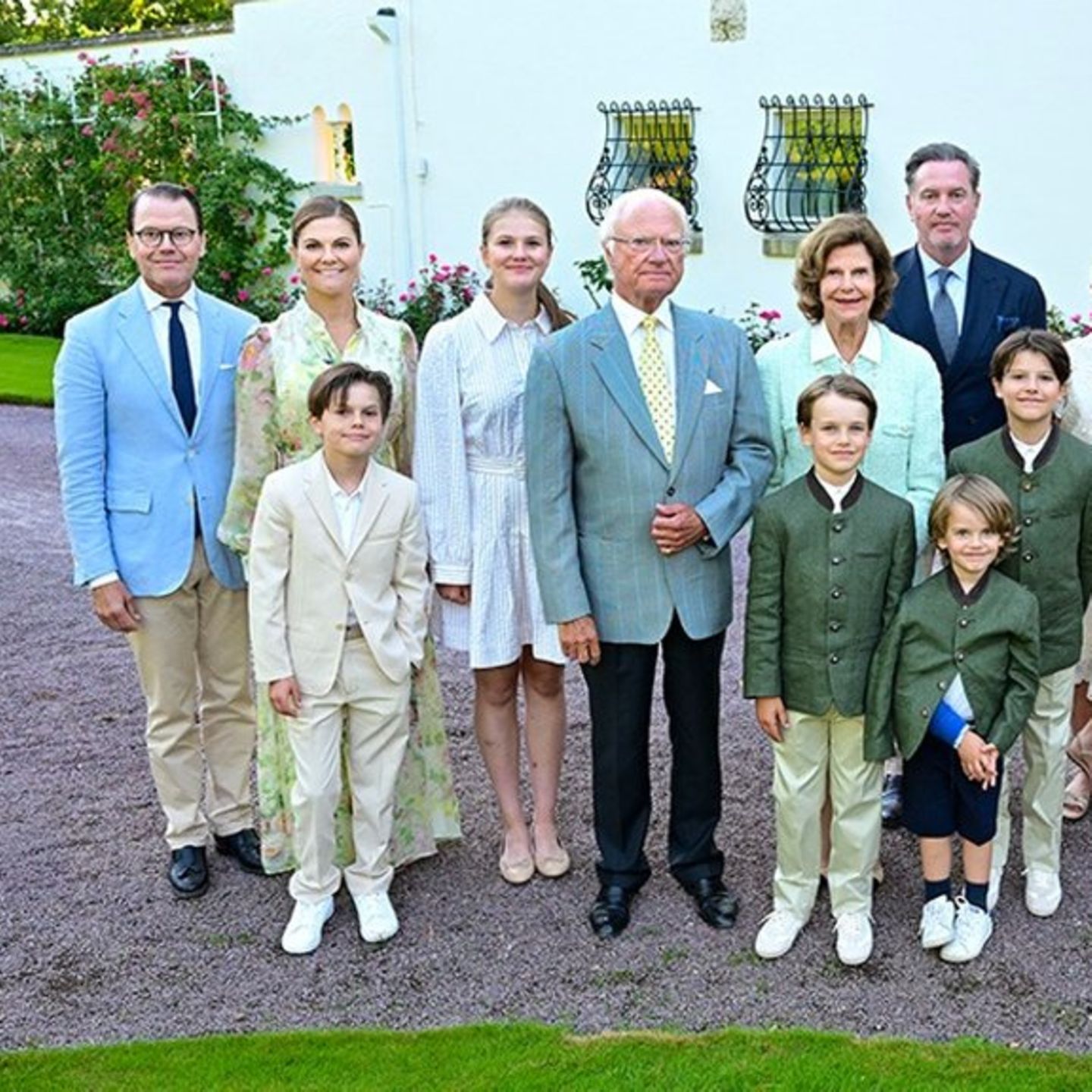 Schweden: Prinz Julian mit Gipsarm – Palast erklärt ...