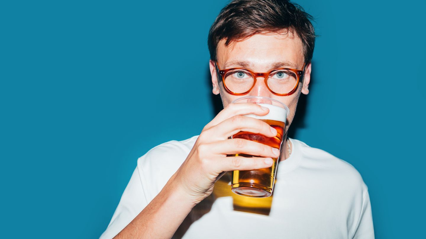 Herstellung, Geschichte, Kaloriengehalt – Was man zu alkoholfreiem Bier ...