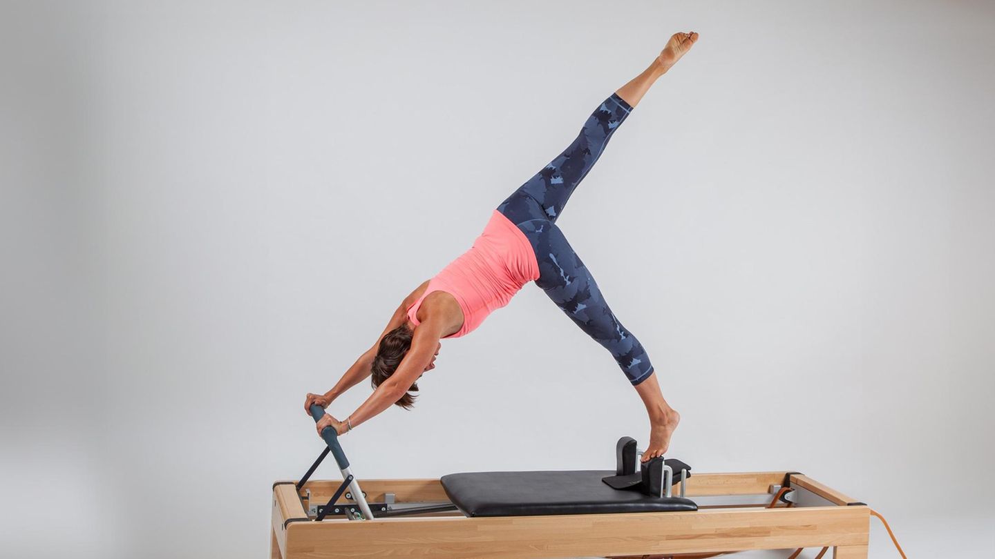 Selbstversuch: Hart, aber hilfreich: Wie Pilates meine Rückenschmerzen linderte