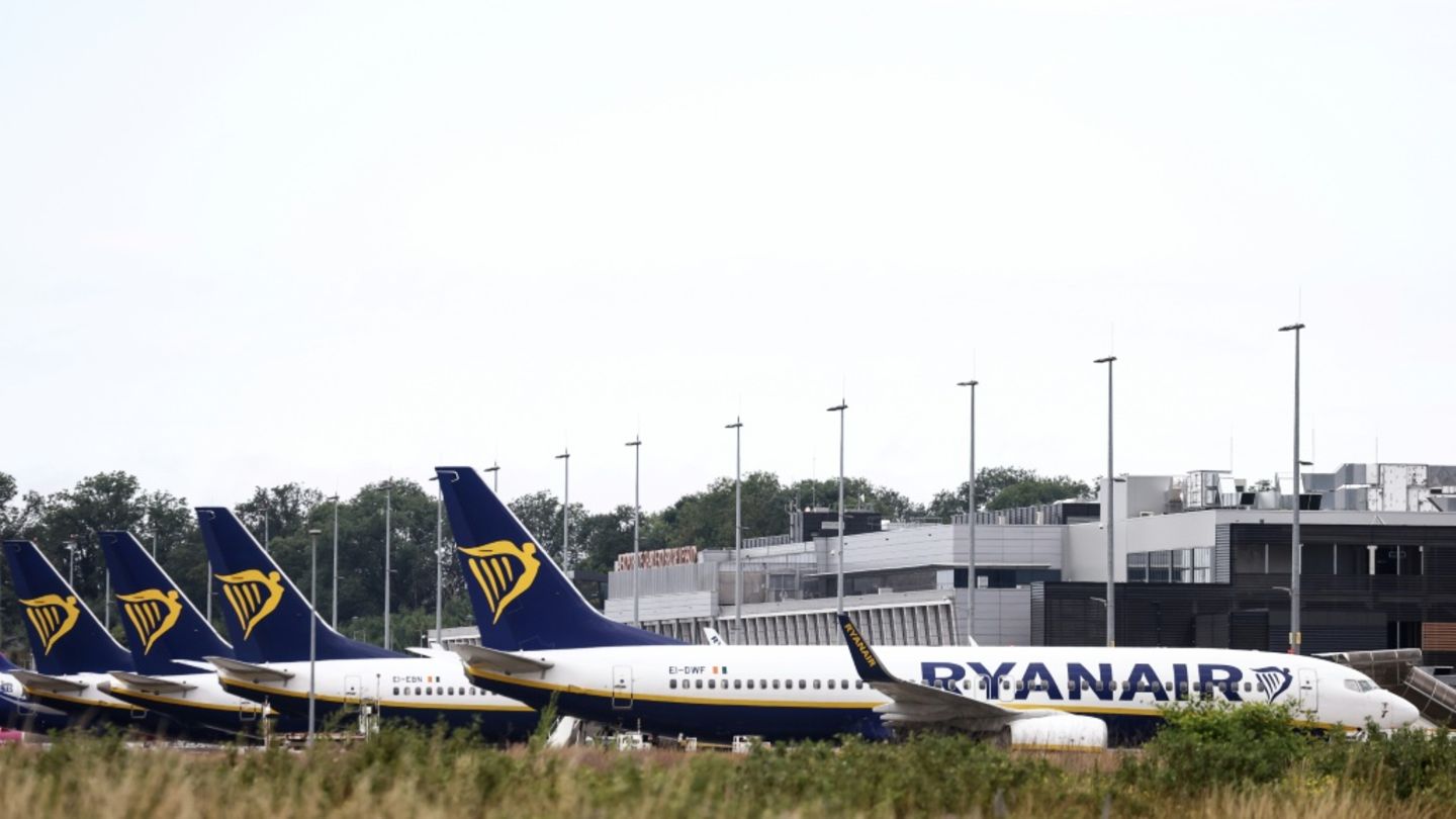 Ryanair bietet wegen Flugsteuer weniger Flüge aus Belgien an