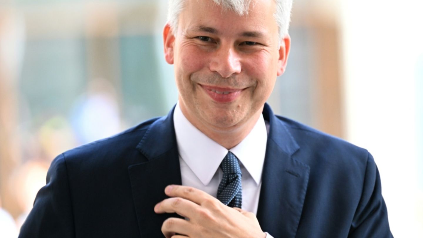 Amtsübergabe: Neuer Verkehrsminister Bilger will „ideologische Debatten“ vermeiden