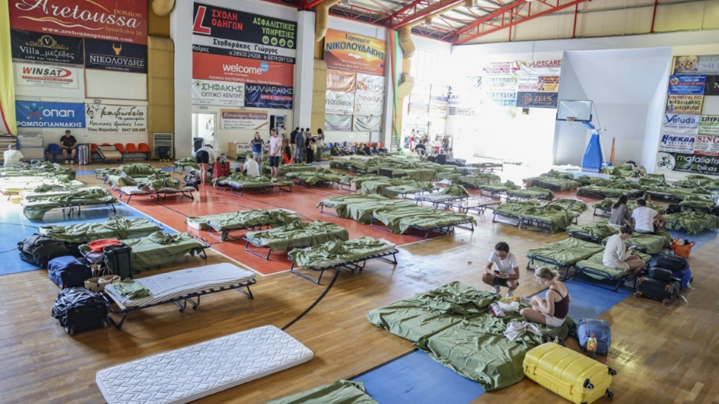 Schwere Waldbrände in Türkei und Griechenland - Auch Urlaubsorte betroffen