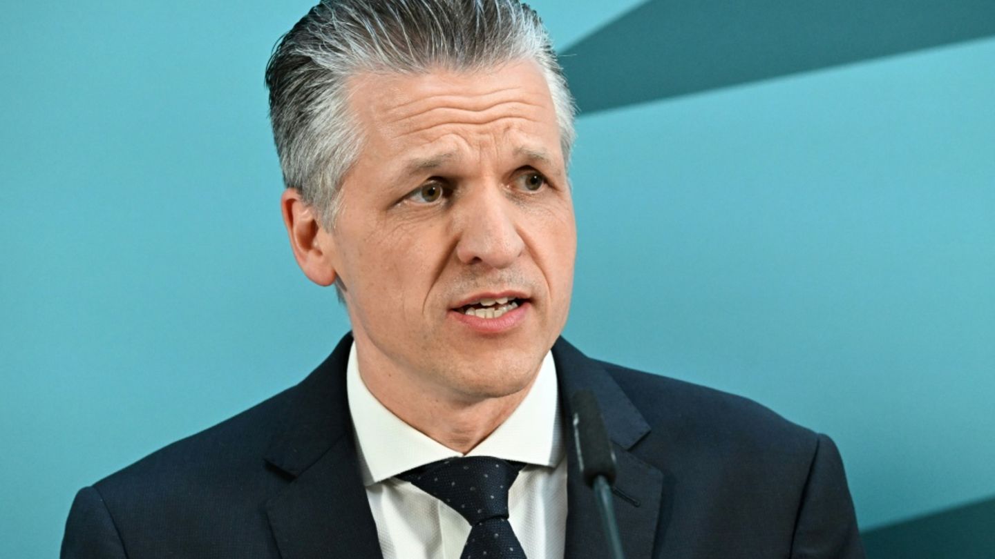 Streit um Aus für „Rente mit 63“: Frei sieht keinen Verhandlungsspielraum