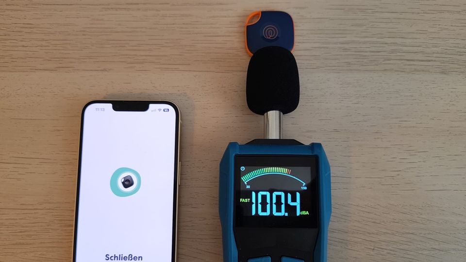 Mit 100,4 dB ist der Tile-Tracker durchaus gut zu hören