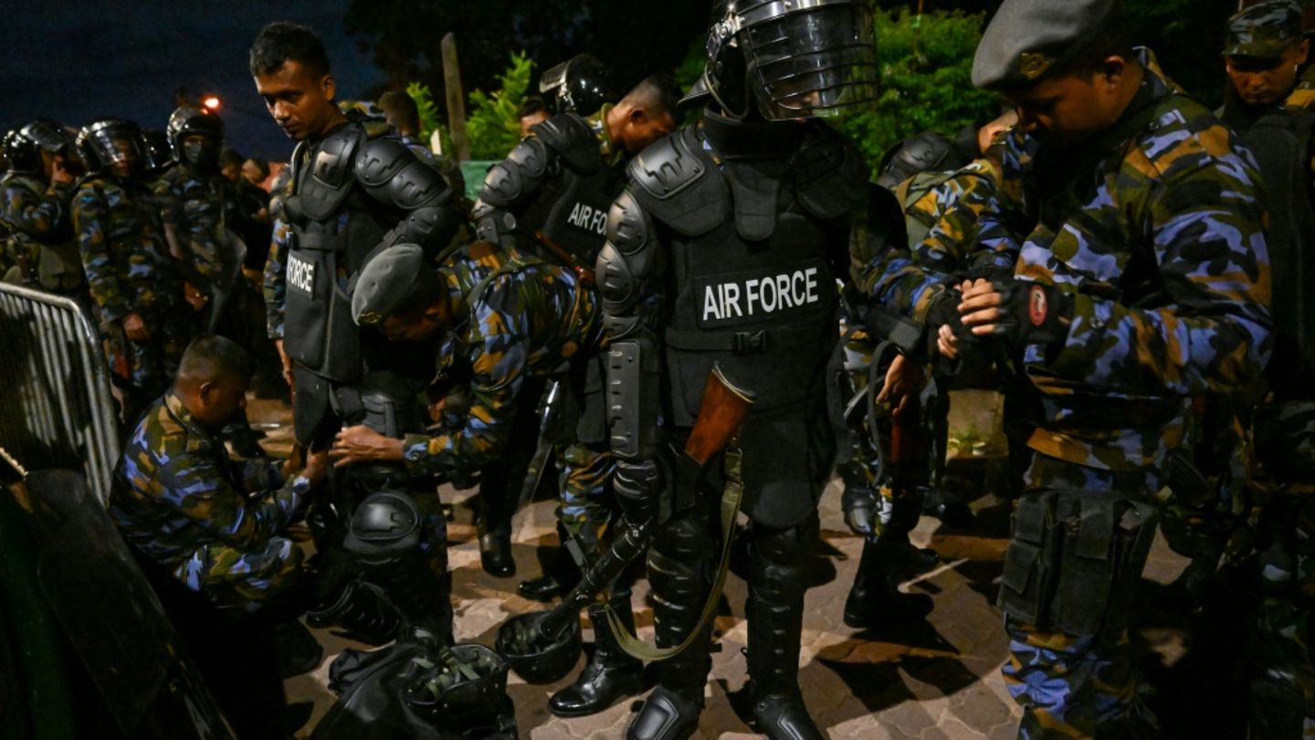 Sri Lanka setzt nach Unruhen in Gefängnis Soldaten ein